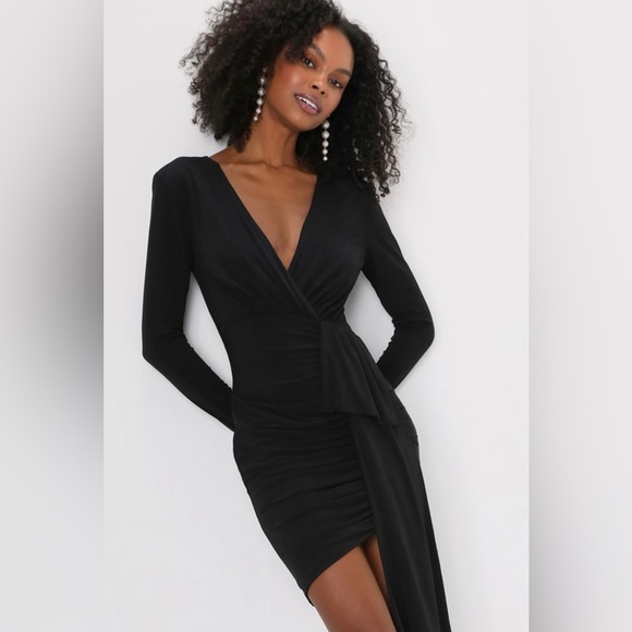 Lulus Dresses & Skirts - Lulus Black Dress NWT